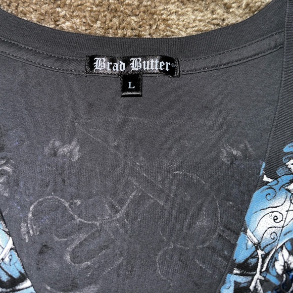 EUC BRAD BUTTER ANGEL WING TEE - Picture 3 of 5